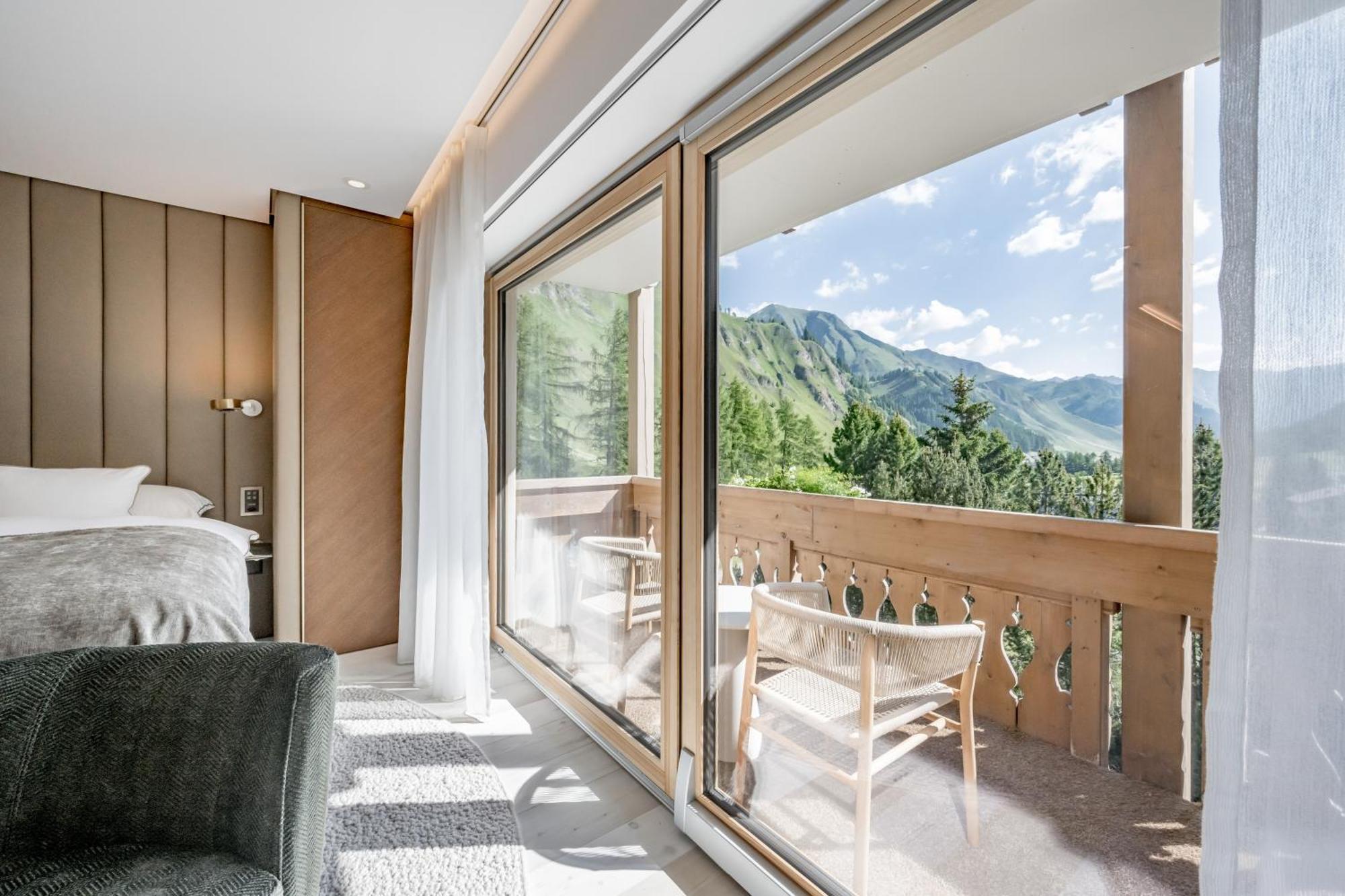 Relais & Chateaux Chasa Montana Самнаун Екстериор снимка