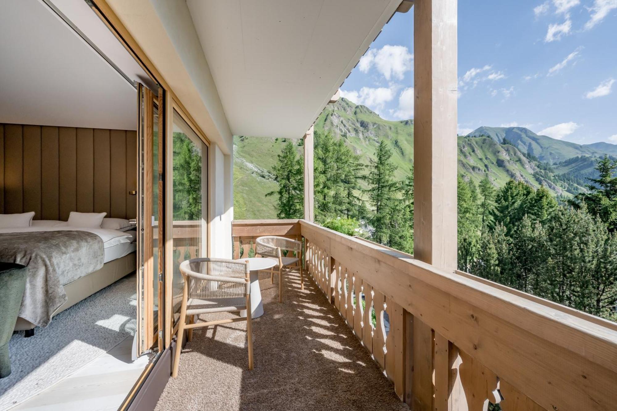 Relais & Chateaux Chasa Montana Самнаун Екстериор снимка